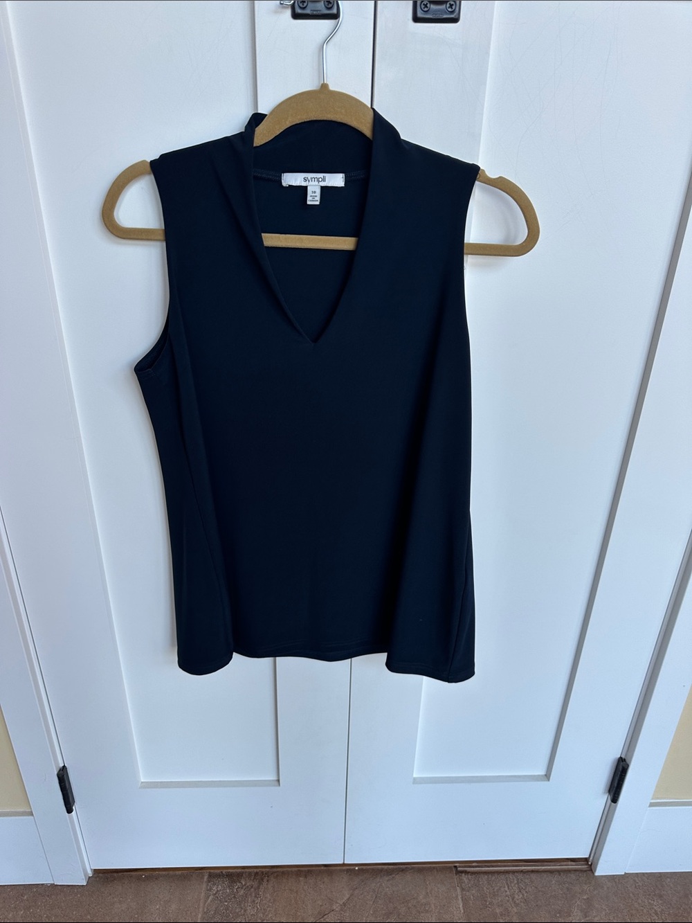 Sympli Navy Blue V-Neck Sleeveless Tank Size 10
